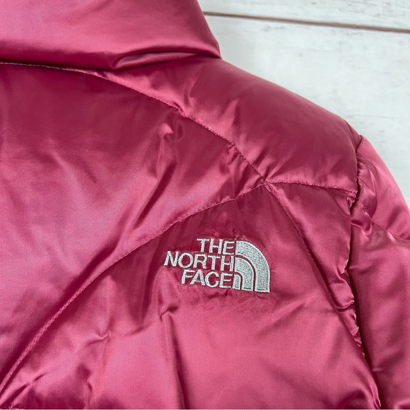 The North Face 550 Quilted Goose Down Jacket Small - Picture 4 of 7